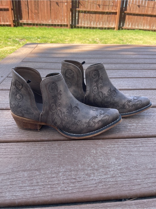 Roper Shoes - Women's Cowboy Ankle Booties
